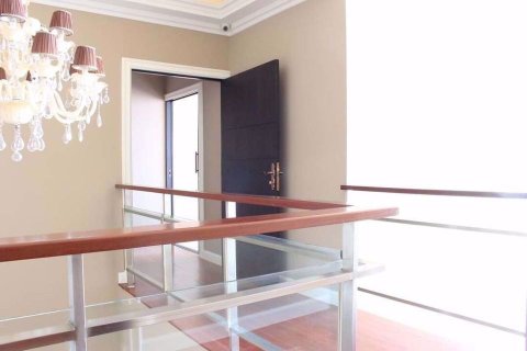 Off-Plan Millennium Residence in Bangkok, Thailand № 36648 - Foto 9