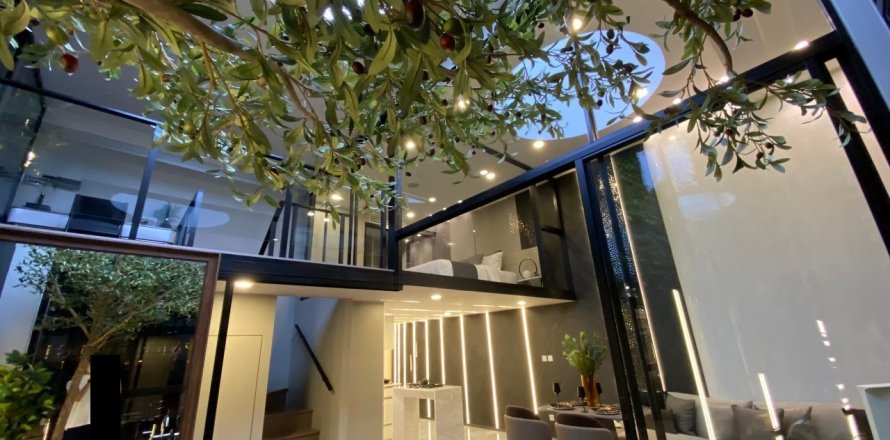 Condominio de 3 dormitorios en Bangkok, Tailandia № 143057