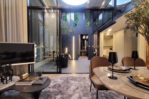 Condominio de 3 dormitorios en Bangkok, Tailandia № 143057 - foto 3