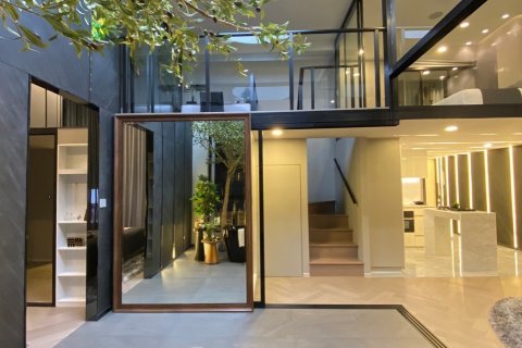Condominio de 3 dormitorios en Bangkok, Tailandia № 143057 - foto 9