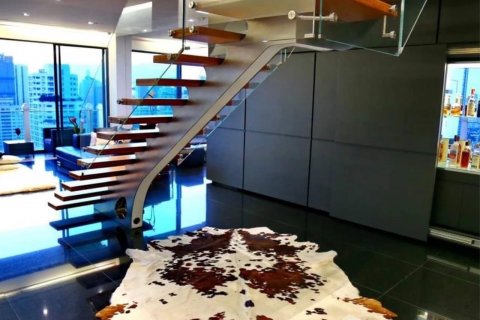 Condominio de 3 dormitorios en Watthana, Bangkok, Tailandia № 123612 - foto 9