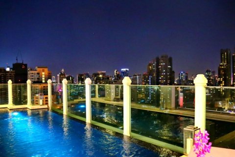 Condominio de 3 dormitorios en Watthana, Bangkok, Tailandia № 123612 - foto 6
