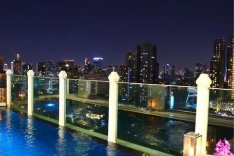 Condominio de 3 dormitorios en Watthana, Bangkok, Tailandia № 123614 - foto 7