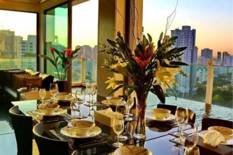 Condominio de 3 dormitorios en Watthana, Bangkok, Tailandia № 123614 - foto 4