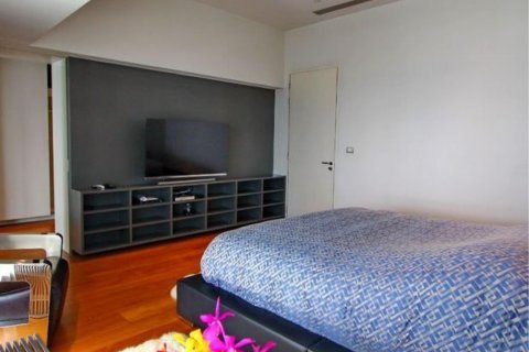 Condominio de 3 dormitorios en Watthana, Bangkok, Tailandia № 123614 - foto 11