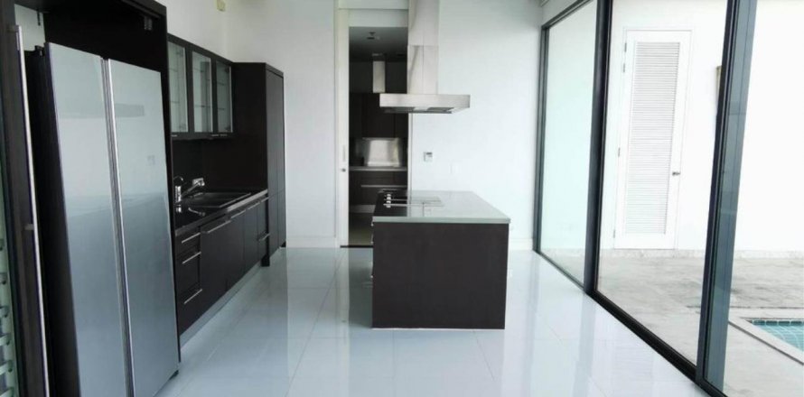 คอนโดมิเนียมในวัฒนา, กรุงเทพฯ, ประเทศไทย, 3 ห้องนอน № 123613