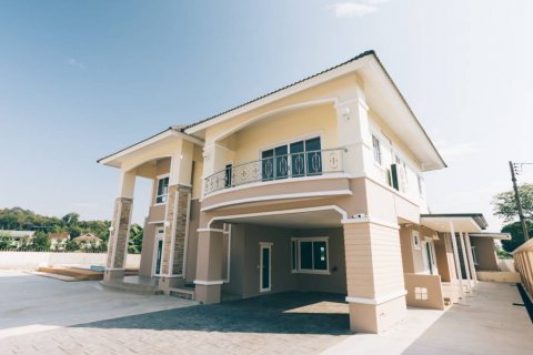 Casa de 4 dormitorios en Chiang Rai, Tailandia № 115869 - foto 5