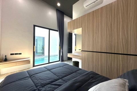 Casa de 3 dormitorios en Chon Buri, Tailandia № 102911 - foto 30
