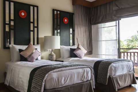 Casa de 4 dormitorios en Bang Tao, Tailandia № 102919 - foto 30
