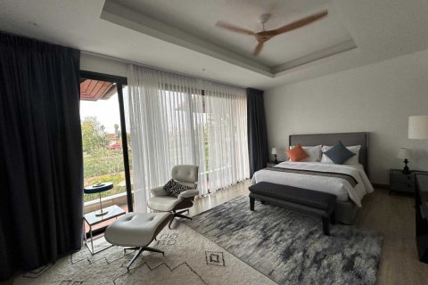 Casa de 4 dormitorios en Bang Tao, Tailandia № 102919 - foto 4