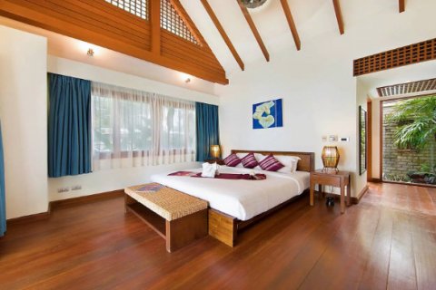 Casa de 5 dormitorios en Ko Samui, Tailandia № 82422 - foto 15