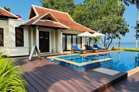 Casa de 5 dormitorios en Ko Samui, Tailandia № 82422 - foto 6