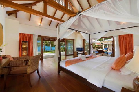 Casa de 5 dormitorios en Ko Samui, Tailandia № 82422 - foto 18