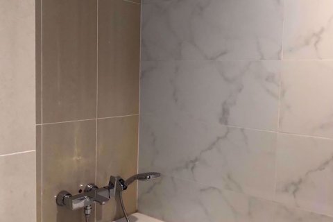 Condominio de 2 dormitorios en Huai Khwang, Bangkok, Tailandia № 76633 - foto 9