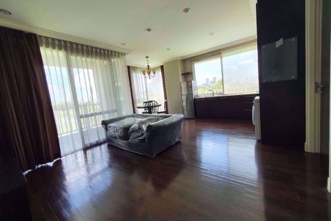 Condominio de 2 dormitorios en Huai Khwang, Bangkok, Tailandia № 76633 - foto 2