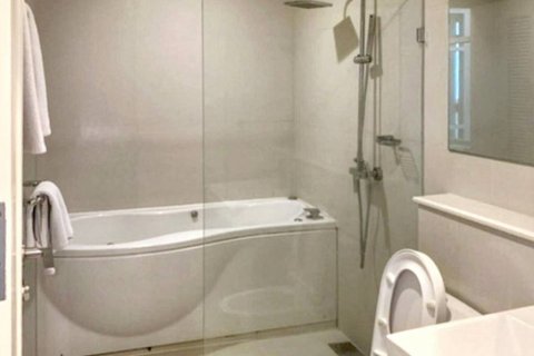 Condominio de 1 dormitorio en Bangkok, Tailandia № 125834 - foto 4