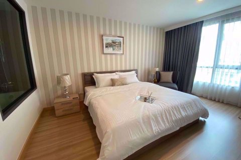 Condominio de 3 dormitorios en Watthana, Bangkok, Tailandia № 76072 - foto 3