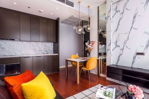 Condominio de 1 dormitorio en Watthana, Bangkok, Tailandia № 76070 - foto 3