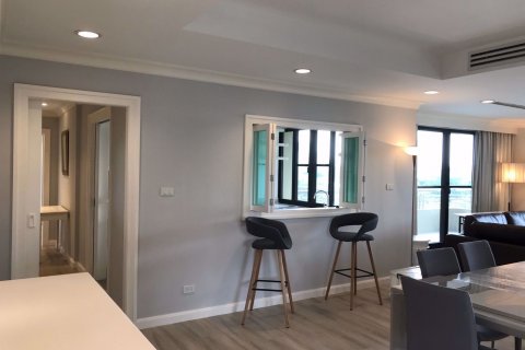 Condominio de 3 dormitorios en Sathon, Bangkok, Tailandia № 76067 - foto 2