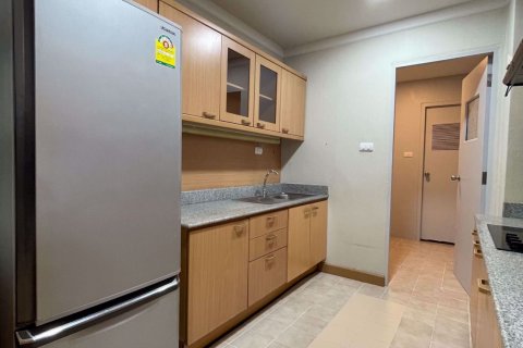Condominio de 3 dormitorios en Khlong Toei, Bangkok, Tailandia № 76066 - foto 9