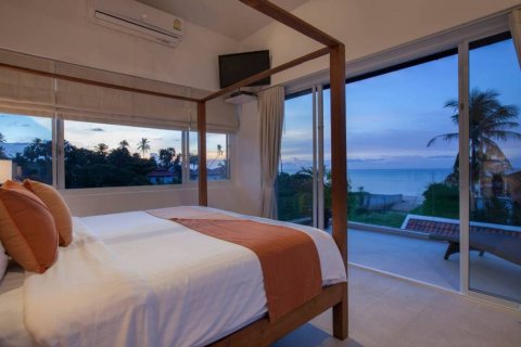 Chalet de 3 dormitorios en Surat Thani, Tailandia № 126036 - foto 5