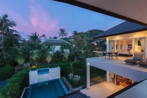 Chalet de 3 dormitorios en Surat Thani, Tailandia № 126036 - foto 2