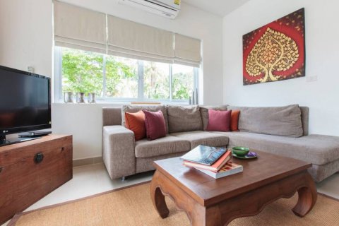 Chalet de 3 dormitorios en Surat Thani, Tailandia № 126036 - foto 6