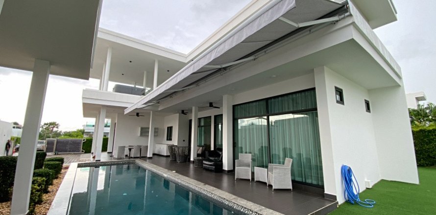 Casa de 4 dormitorios en Hua Hin, Tailandia № 125596