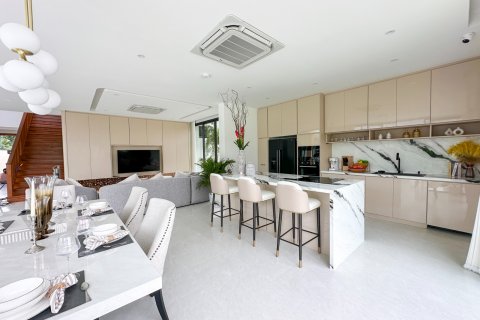 Chalet de 3 dormitorios en Bang Tao, Tailandia № 80137 - foto 15