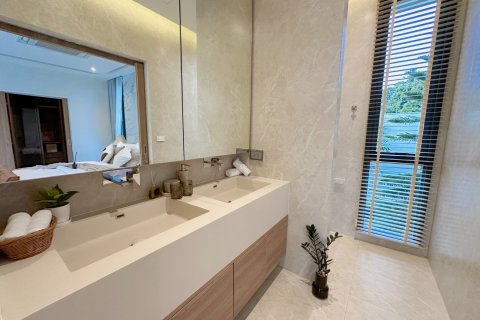 Chalet de 3 dormitorios en Bang Tao, Tailandia № 80137 - foto 10