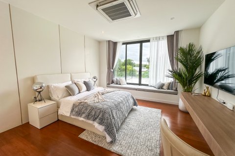 Chalet de 3 dormitorios en Bang Tao, Tailandia № 80137 - foto 7