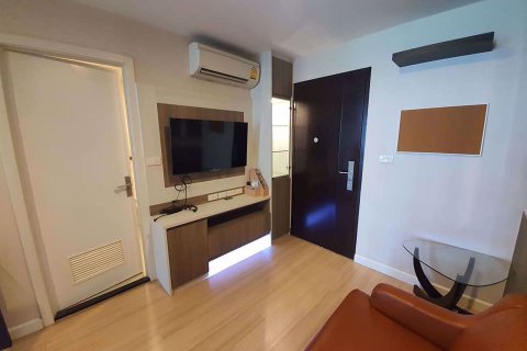 Condominio de 1 dormitorio en Phra Khanong, Bangkok, Tailandia № 76326 - foto 2