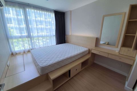 Condominio de 1 dormitorio en Phra Khanong, Bangkok, Tailandia № 76326 - foto 3