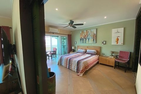 Condominio de 2 dormitorios en Hua Hin, Tailandia № 125172 - foto 13