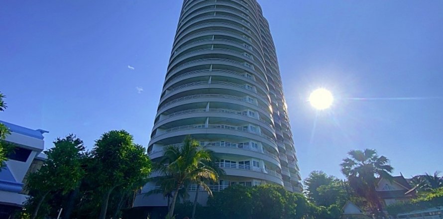 Condominio de 2 dormitorios en Hua Hin, Tailandia № 125171