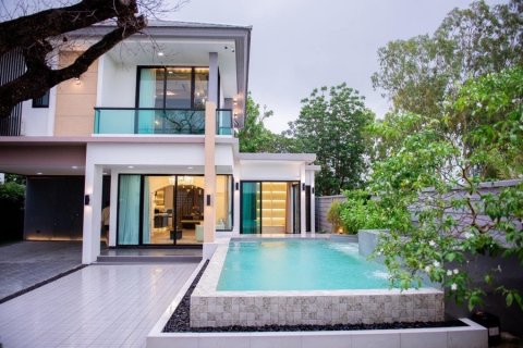 Casa de 4 dormitorios en Hua Hin, Tailandia № 125169 - foto 3