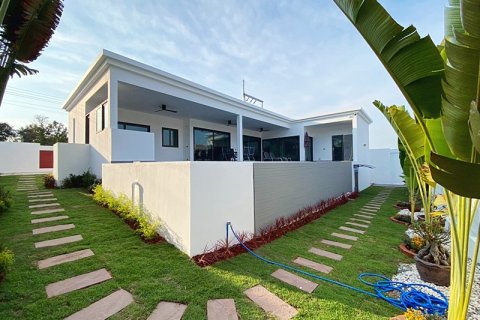 Casa de 2 dormitorios en Hua Hin, Tailandia № 125535 - foto 7