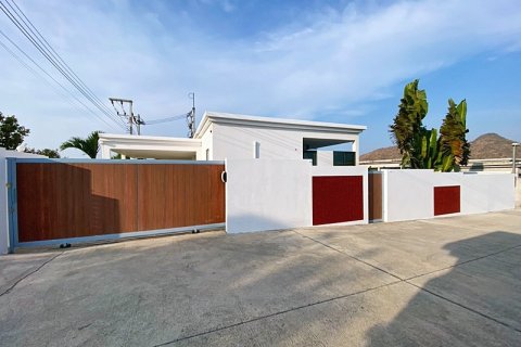 Casa de 2 dormitorios en Hua Hin, Tailandia № 125535 - foto 12
