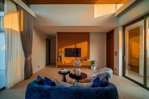 Chalet de 3 dormitorios en Bang Tao, Tailandia № 70983 - foto 14