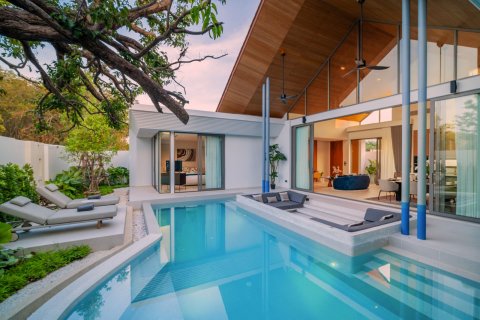 Chalet de 3 dormitorios en Bang Tao, Tailandia № 70983 - foto 2