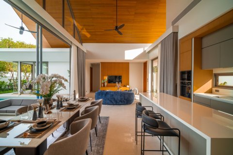 Chalet de 3 dormitorios en Bang Tao, Tailandia № 70983 - foto 20