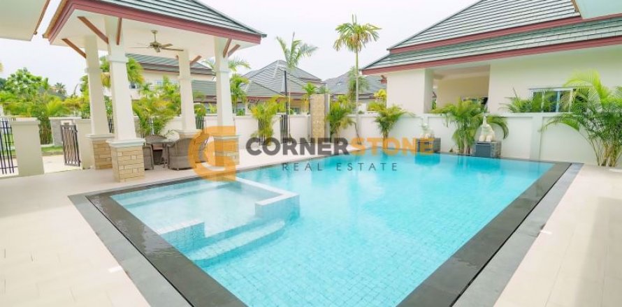 Estudio en Pattaya, Tailandia № 100359