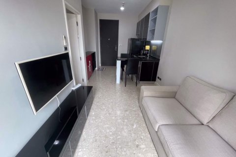 Condominio de 1 dormitorio en Khlong Toei, Bangkok, Tailandia № 75856 - foto 4