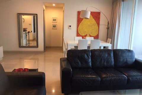 Condominio de 3 dormitorios en Khlong San, Bangkok, Tailandia № 75857 - foto 2