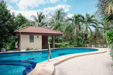 Hotel 1000 m2 en Hua Hin, Tailandia № 132836 - foto 2