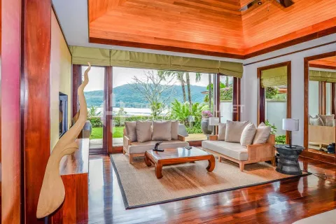 Casa de 6 dormitorios en Kamala, Tailandia № 131053 - foto 7