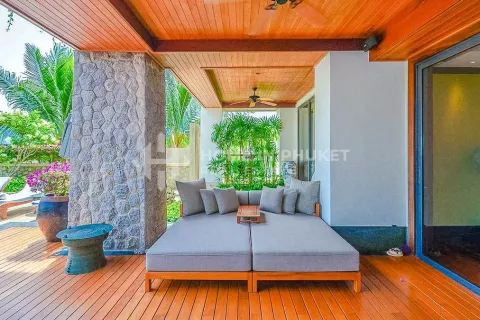 Condominio de 4 dormitorios en Kamala, Tailandia № 131052 - foto 12