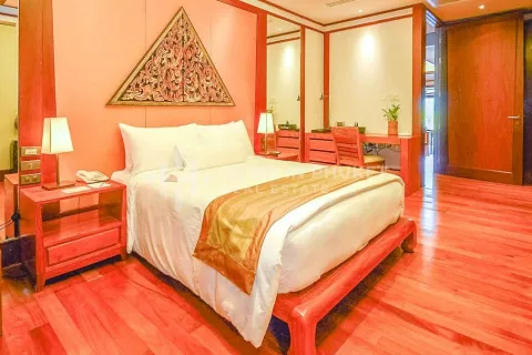 Condominio de 4 dormitorios en Kamala, Tailandia № 131052 - foto 8