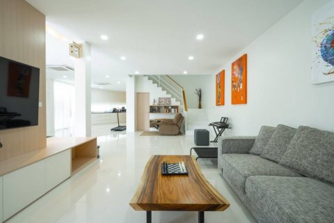 Chalet de 3 dormitorios en Phuket, Tailandia № 116173 - foto 3