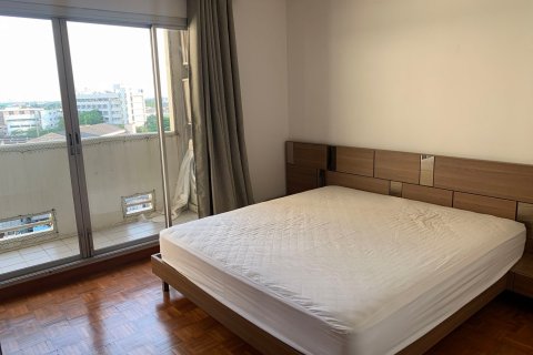 Condominio de 2 dormitorios en Khlong Toei, Bangkok, Tailandia № 83907 - foto 6